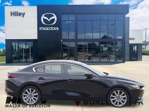 Used 2023 MAZDA MAZDA3 s FWD image 3