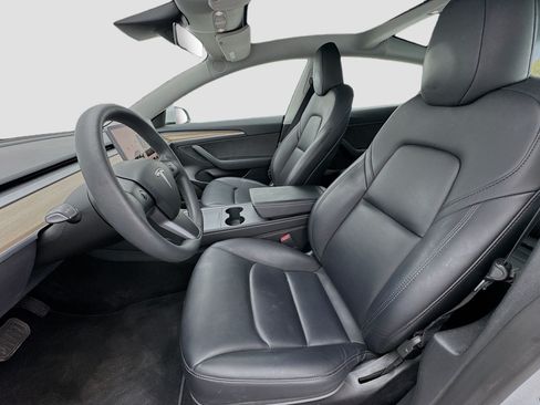 Used 2023 Tesla Model 3 Standard Range RWD image 13