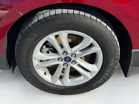 Certified 2019 Ford Edge SEL w/ Equipment Group 201A image 34