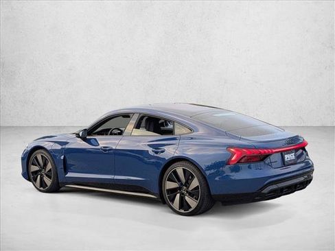 Used 2023 Audi e-tron GT Prestige image 8