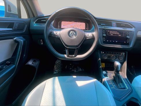 Used 2021 Volkswagen Tiguan SEL w/ 3-Row Tiguan MDO Package FWD image 6