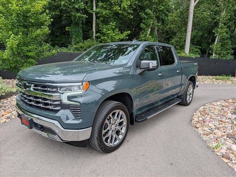Used 2026 Chevrolet Silverado 1500 LTZ w/ LTZ Premium Package AWD/4WD image 1