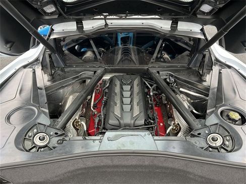 Certified 2020 Chevrolet Corvette Stingray Premium Cpe w/ 3LT Preferred Equipment Group image 17