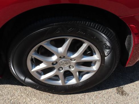 Used 2025 Chrysler Pacifica Select FWD image 16