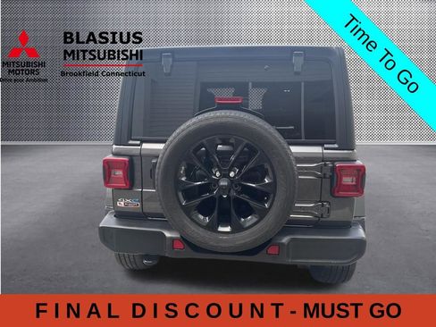 Used 2021 Jeep Wrangler Unlimited Sahara w/ Cold Weather Group AWD/4WD image 7