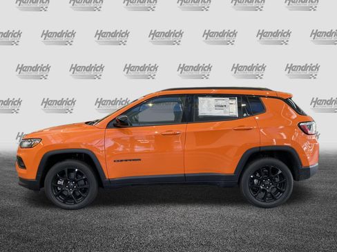 Certified 2026 Jeep Compass Latitude AWD/4WD image 7