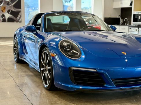 Used 2017 Porsche 911 Targa 4S image 28