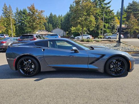 Used 2019 Chevrolet Corvette Stingray Coupe w/ Carbon Flash Badge Package image 4
