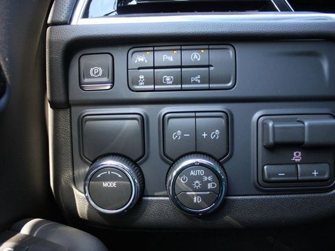 New 2026 Chevrolet Tahoe Premier image 14