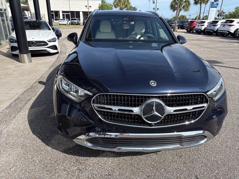 Used 2024 Mercedes-Benz GLC 300 4MATIC image 6