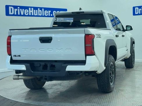Used 2024 Toyota Tacoma TRD Off-Road image 7