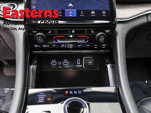 Used 2023 Jeep Grand Cherokee 4WD 4xe image 21