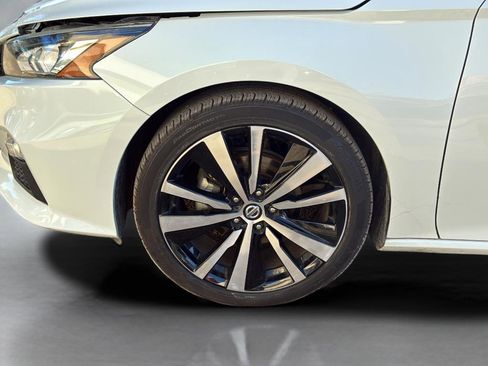 Used 2022 Nissan Altima 2.5 SR image 43
