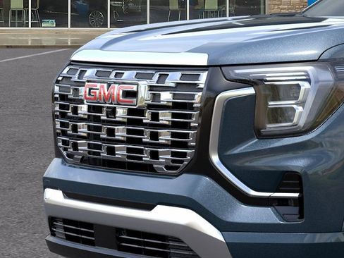 New 2026 GMC Terrain Denali AWD/4WD image 13