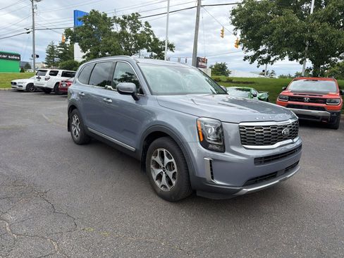 Used 2020 Kia Telluride EX AWD/4WD image 25