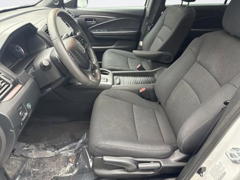 Used 2021 Honda Passport Sport image 11