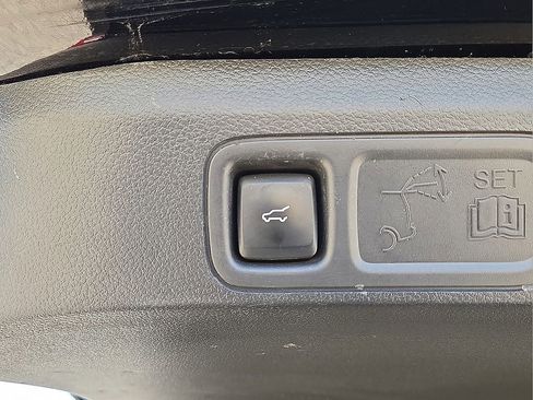 Used 2022 Ford Expedition Max XLT image 13