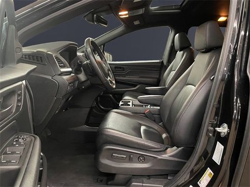 Certified 2024 Honda Odyssey Sport image 9