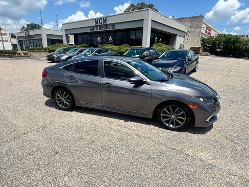 Used 2019 Honda Civic EX image 36