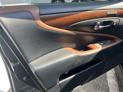 Used 2012 Lexus LS 460 w/ Sport Pkg RWD image 14