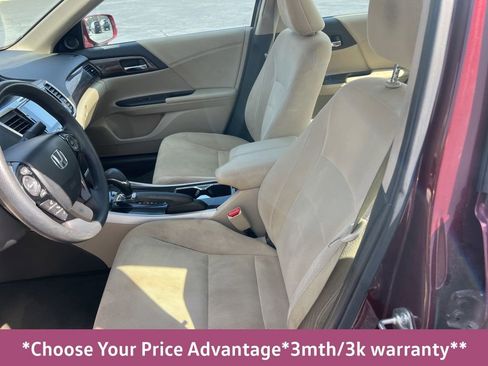 Used 2017 Honda Accord EX image 31