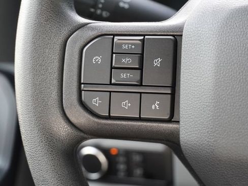 Certified 2025 Ford F250 XL AWD/4WD image 31