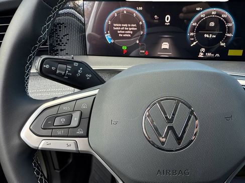 New 2025 Volkswagen Tiguan S image 12