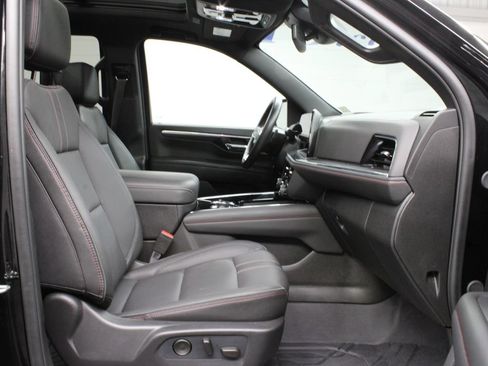 Used 2026 Chevrolet Tahoe RST w/ RST Capability Package AWD/4WD image 41