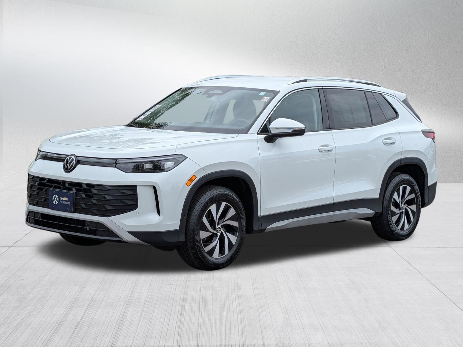Certified 2026 Volkswagen Tiguan S AWD/4WD image 3