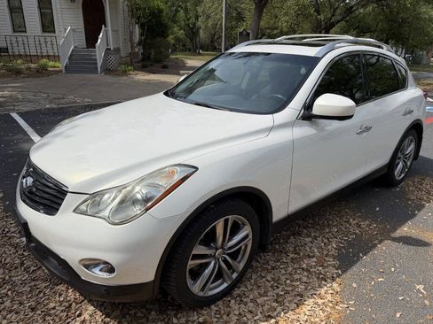 Used 2012 INFINITI EX35 Journey w/ Premium Pkg image 2