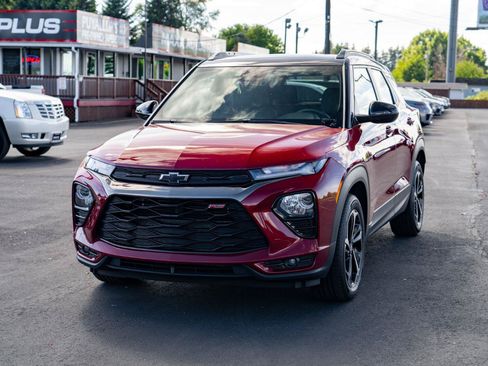 Used 2021 Chevrolet TrailBlazer RS w/ Technology Package FWD image 4