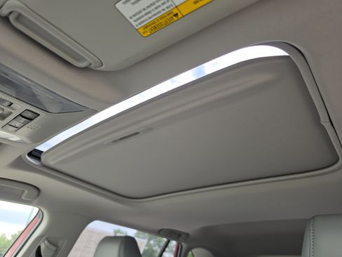 Certified 2020 Toyota RAV4 Limited AWD/4WD image 25