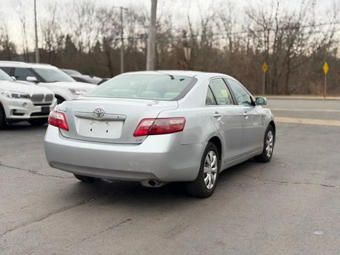 Used 2007 Toyota Camry LE image 7