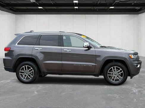 Used 2021 Jeep Grand Cherokee Limited AWD/4WD image 6