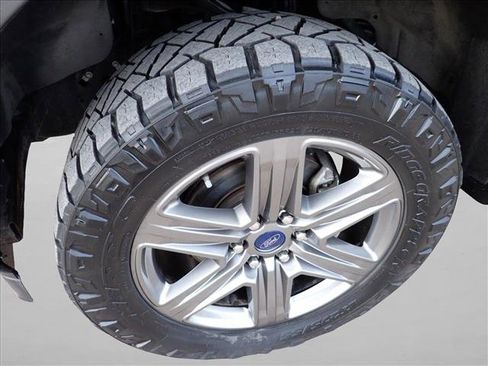 Used 2020 Ford F150 Lariat w/ Equipment Group 502A Luxury image 7