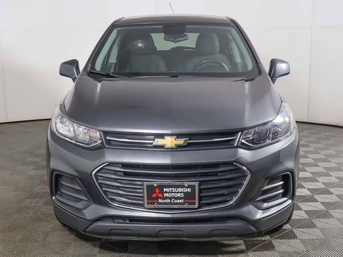 Used 2020 Chevrolet Trax LS w/ Tint and Cruise Package FWD image 8