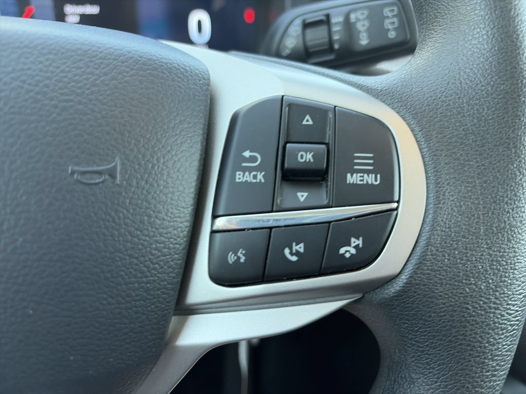 New 2026 Ford Explorer Active RWD image 21