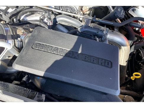 Used 2024 Chevrolet Silverado 2500 LTZ AWD/4WD image 33