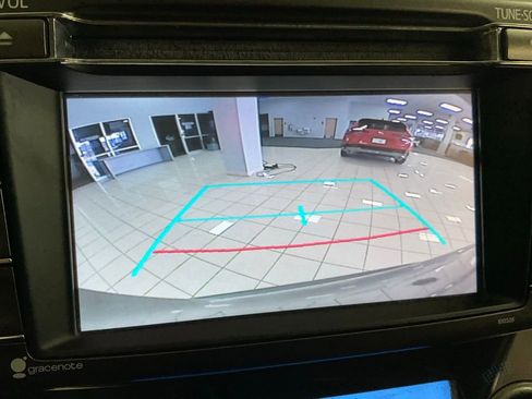 Used 2015 Toyota RAV4 XLE AWD/4WD image 16
