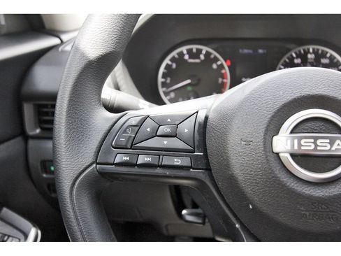 Used 2025 Nissan Sentra S FWD image 18