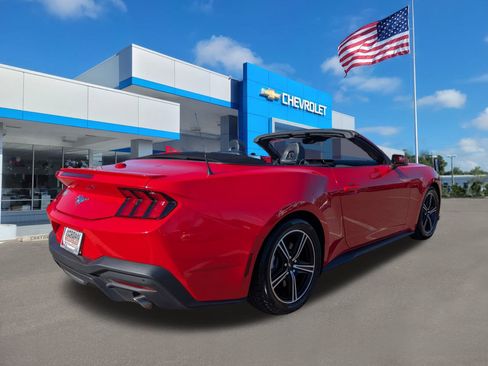 Used 2024 Ford Mustang Premium image 6