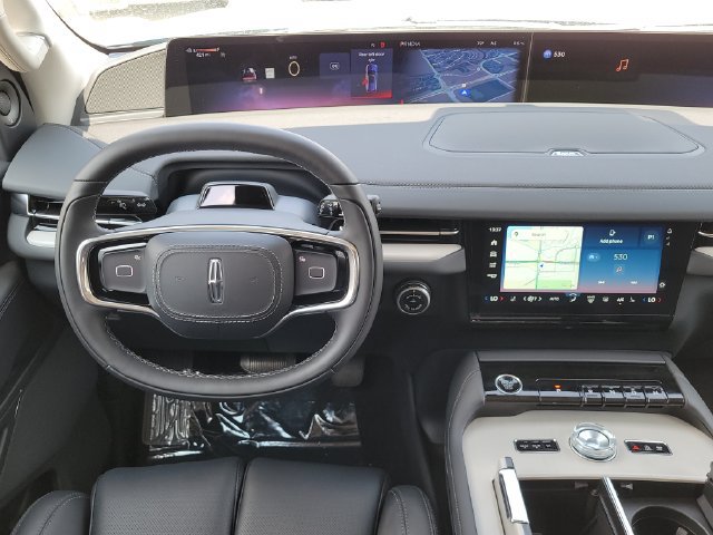 New 2027 Lincoln Navigator Premiere AWD/4WD image 9