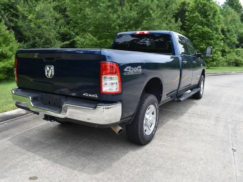 Used 2022 RAM 2500 Tradesman w/ Chrome Appearance Group AWD/4WD image 8