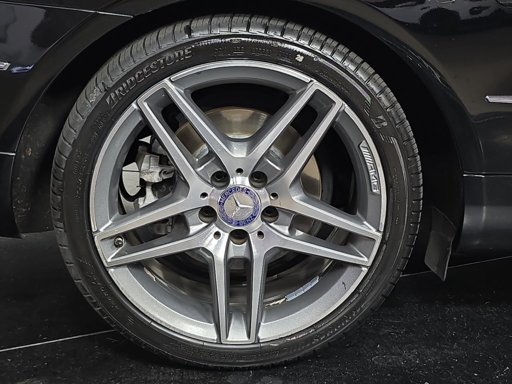 Used 2015 Mercedes-Benz E 400 Coupe image 29