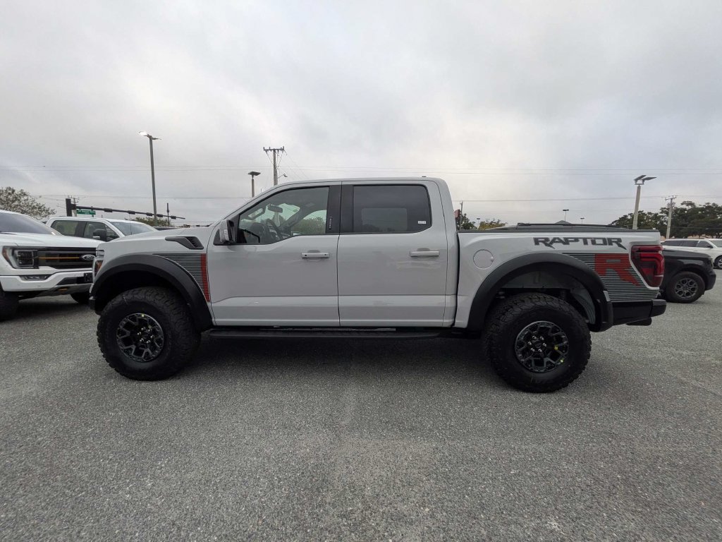 New 2026 Ford F150 Raptor w/ Equipment Group 803A Raptor R AWD/4WD image 6