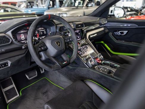 Used 2024 Lamborghini Urus Performante image 17