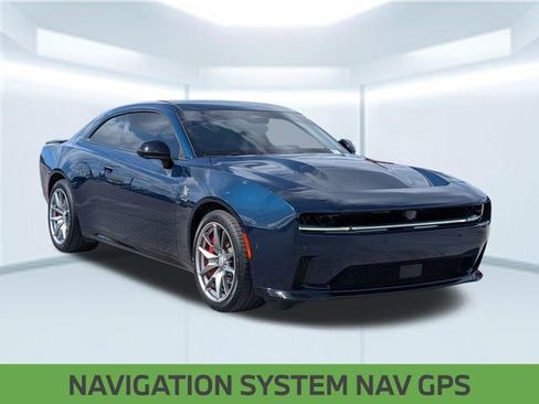 Used 2024 Dodge Charger Daytona Scat Pack w/ Plus Group AWD/4WD image 8