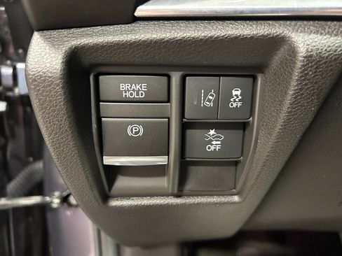 Used 2020 Acura MDX SH-AWD image 16