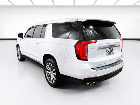 Used 2022 GMC Yukon XL Denali w/ Denali Premium Package AWD/4WD image 6