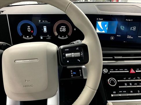 Used 2024 Hyundai Santa Fe SE image 25